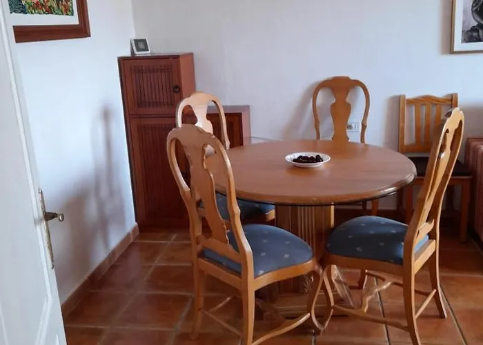 מלון דירות Marina Palace אדחה